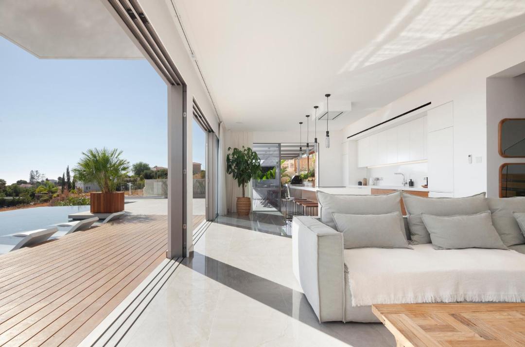 Peyia Town Villa | Villa Euphoria