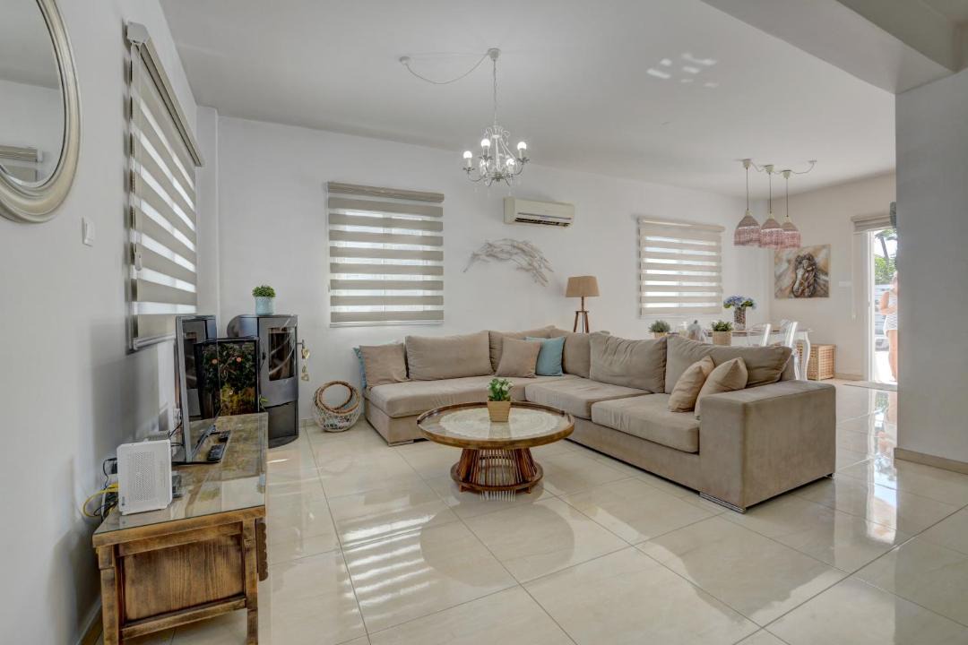 Paralimni Villa | SunnyVillas: 3BR Super Cozy Villa☆Private Pool☆BBQ - Villa Falcon