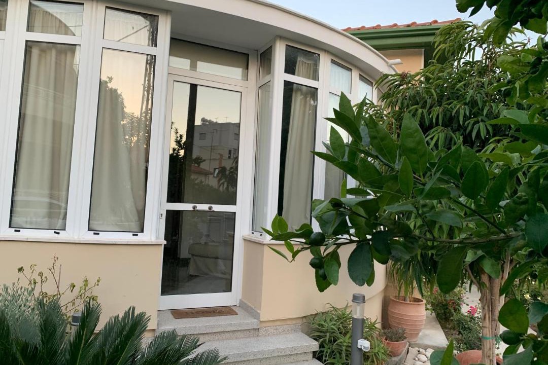 Limassol Bed & Breakfast | Avgi's Home