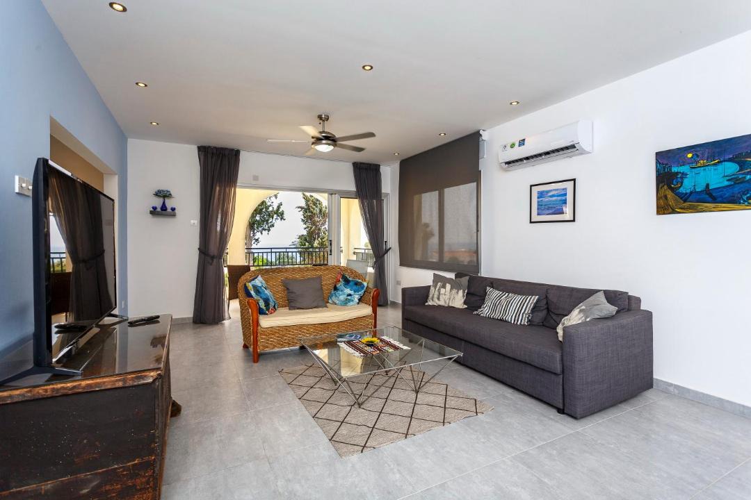 Pegeia Apartment | Coral Bay Sea Breeze - Rooftop Apt, Pool & Sea Views, Sleeps 8
