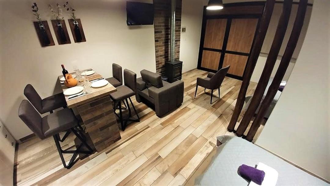 Askas House | Perneia Rooms