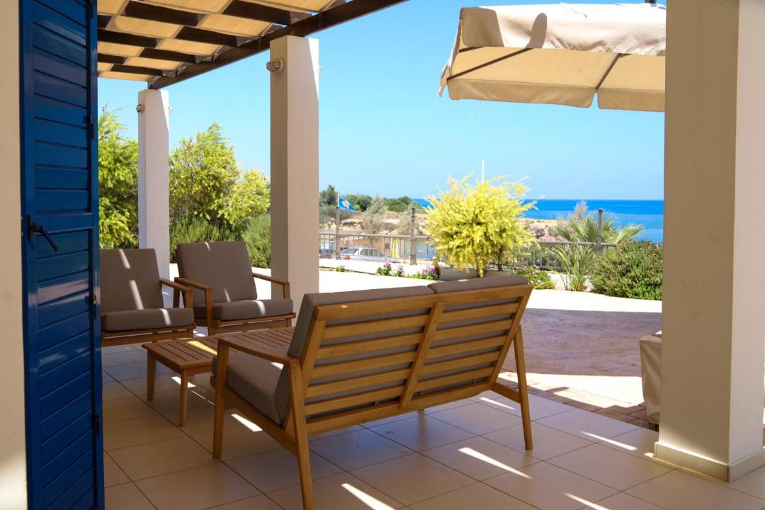 Kapparis Villa | Phaedrus Living: Seaside Luxury Villa Anafi