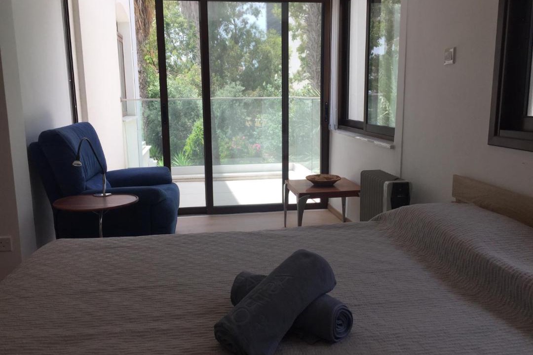 Agios Tychon Apartment | Modern 2 bedroom Beach Apartment