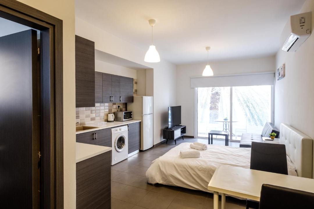 Larnaca City Centre Apartment | Spacious Studio Downtown