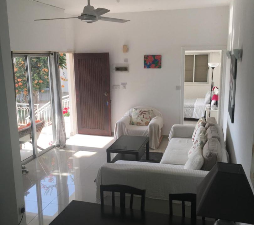 Maroni House | Orchard View Cottage