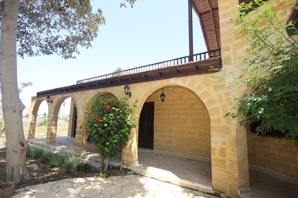 Photo of Outdoor in Karavas