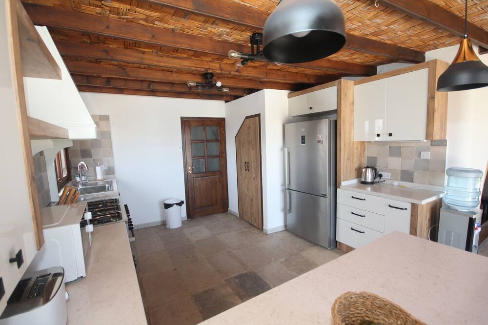 Photo of Kitchen in Karavas