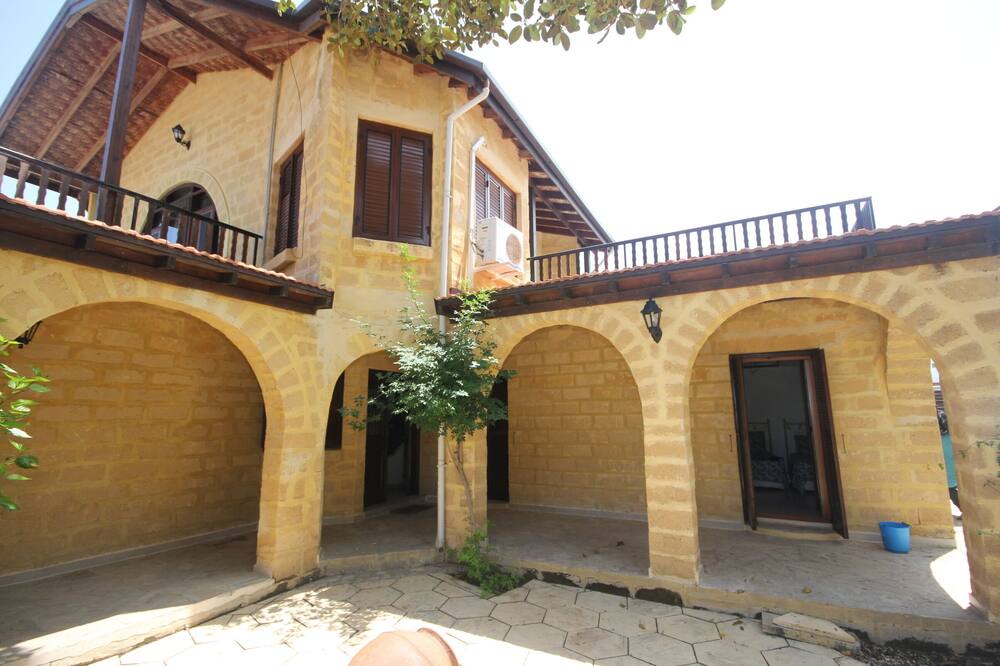 Photo of Outdoor in Karavas