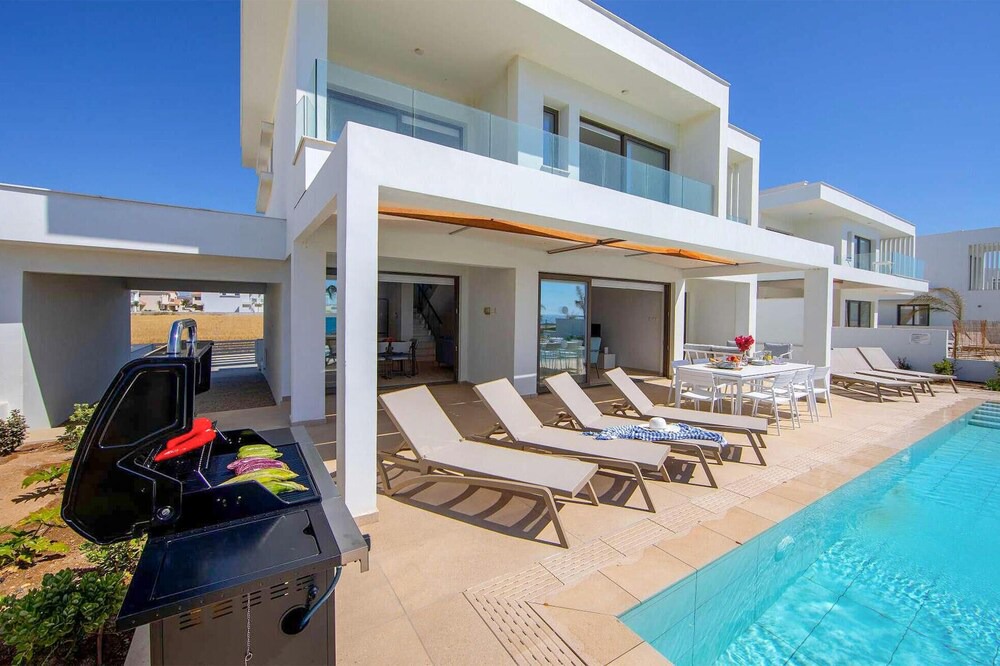 Photo of Outdoor in Softades