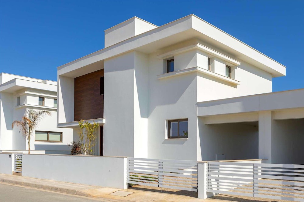 Photo of Outdoor in Softades