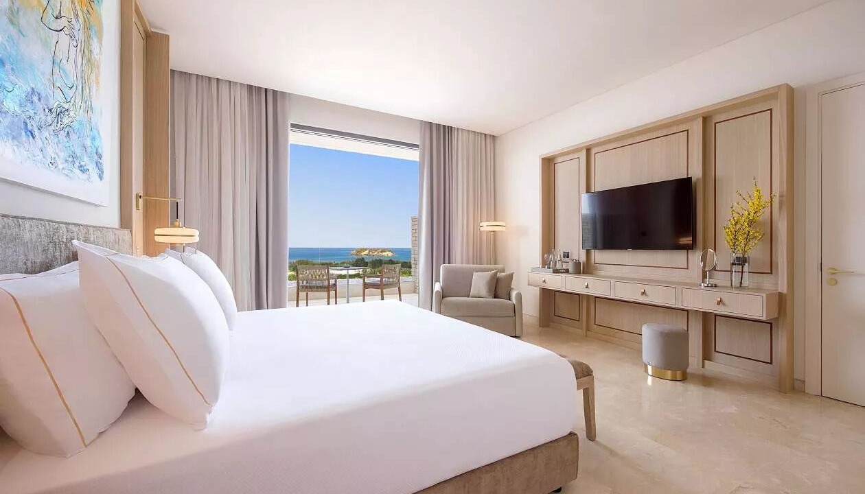 Photo of Bedroom in Peyia Town