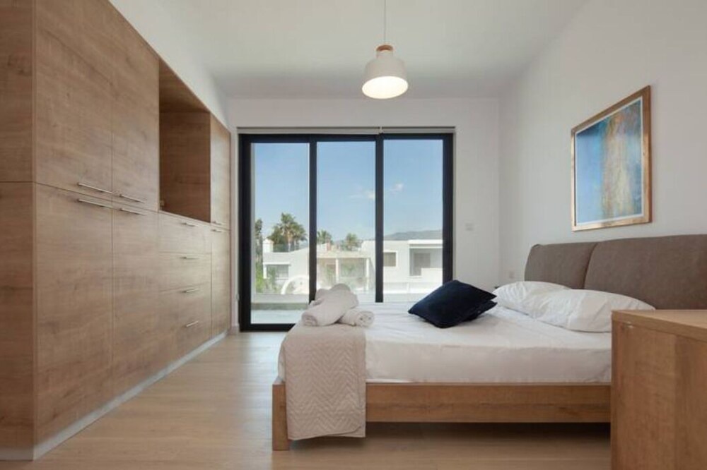 Photo of Bedroom in Emba