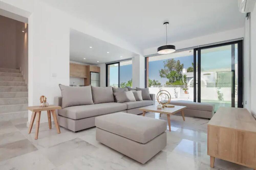 Photo of Livingroom in Emba