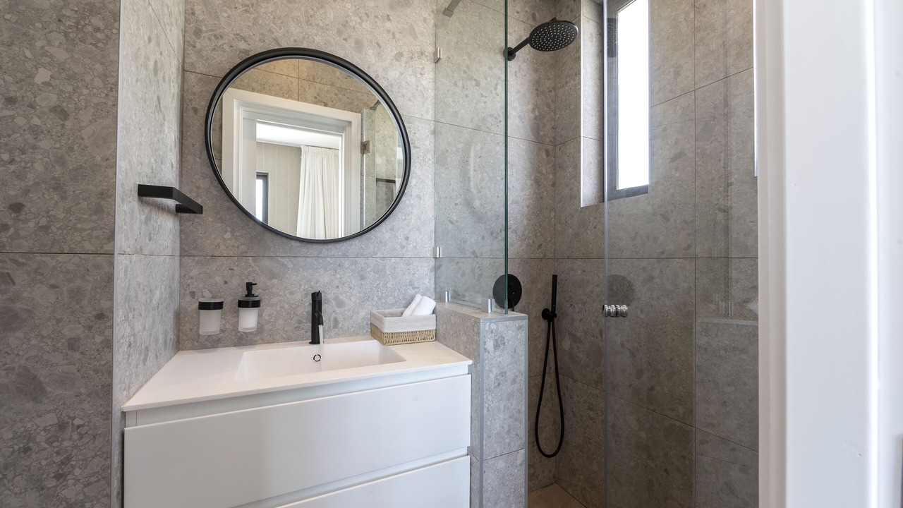Photo of Bathroom in Pernera