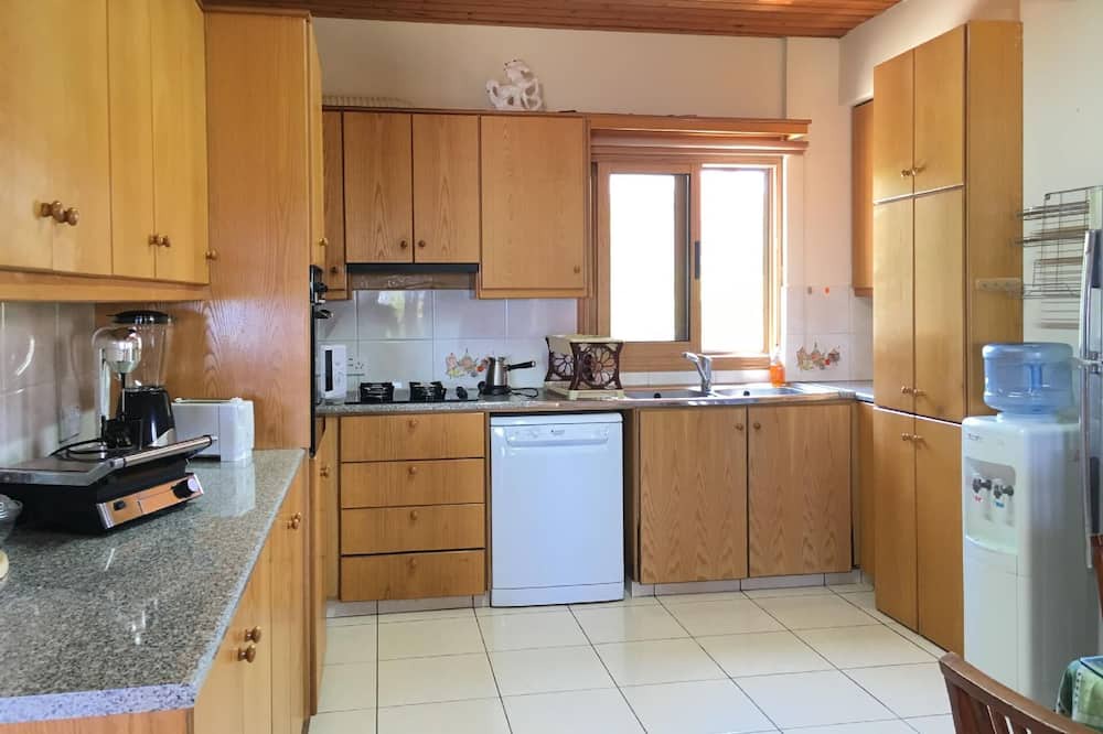 Photo of Kitchen in Ayia Marina Chrysochous