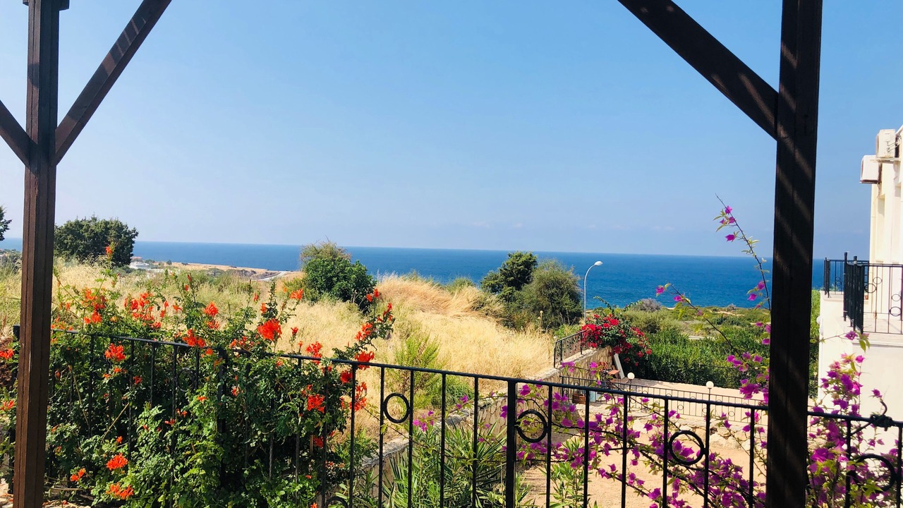 Photo of Patio Balcony in Esentepe