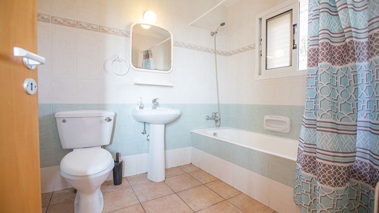 Photo of Bathroom in Sotira