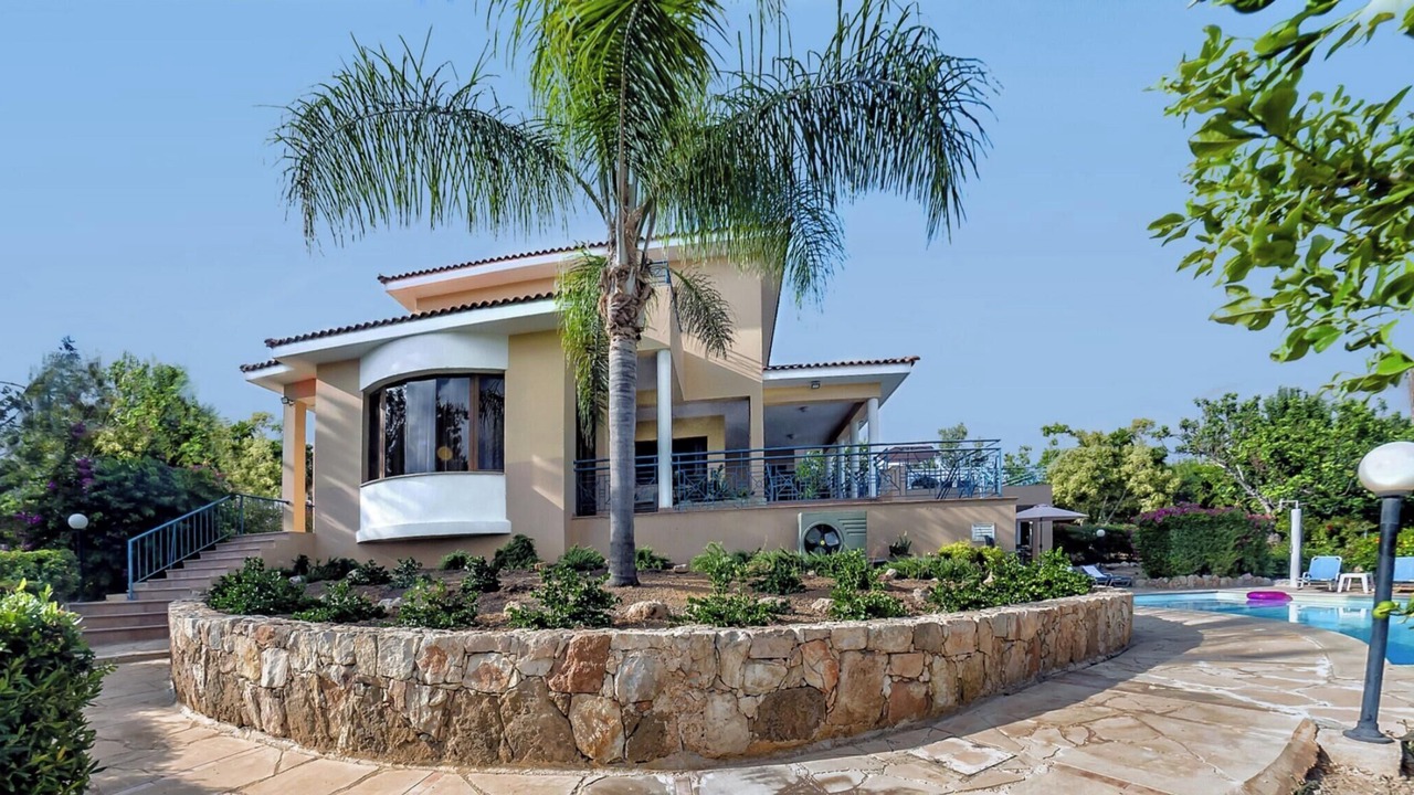 Photo of Outdoor in Peyia Town