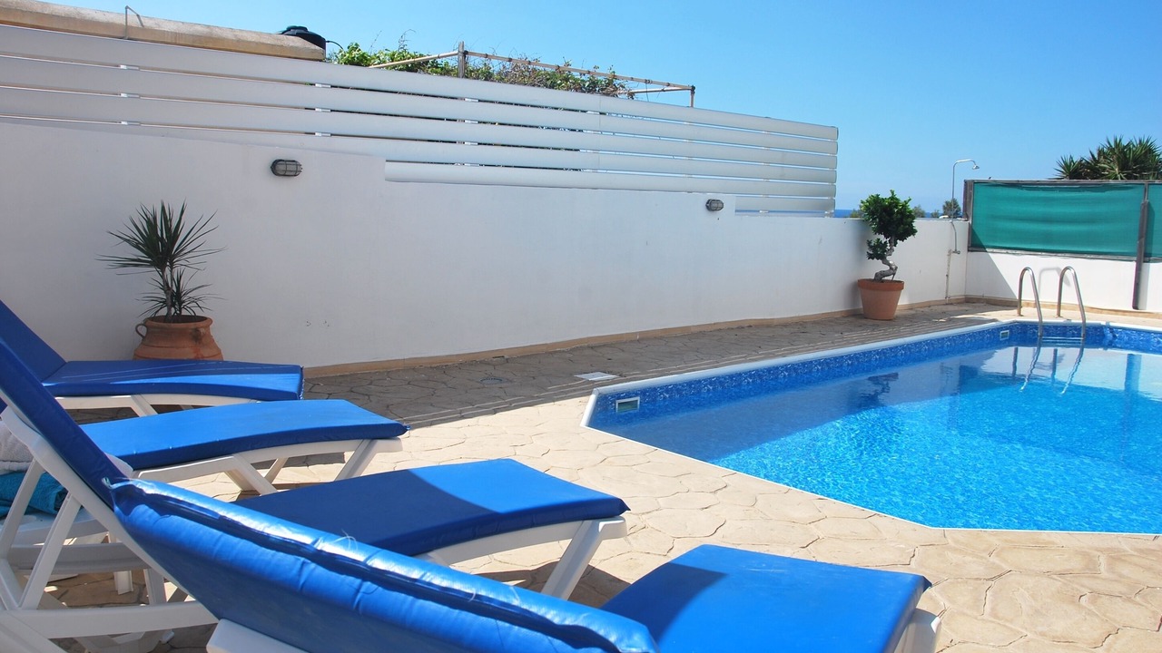 Photo of Outdoor in Pomos