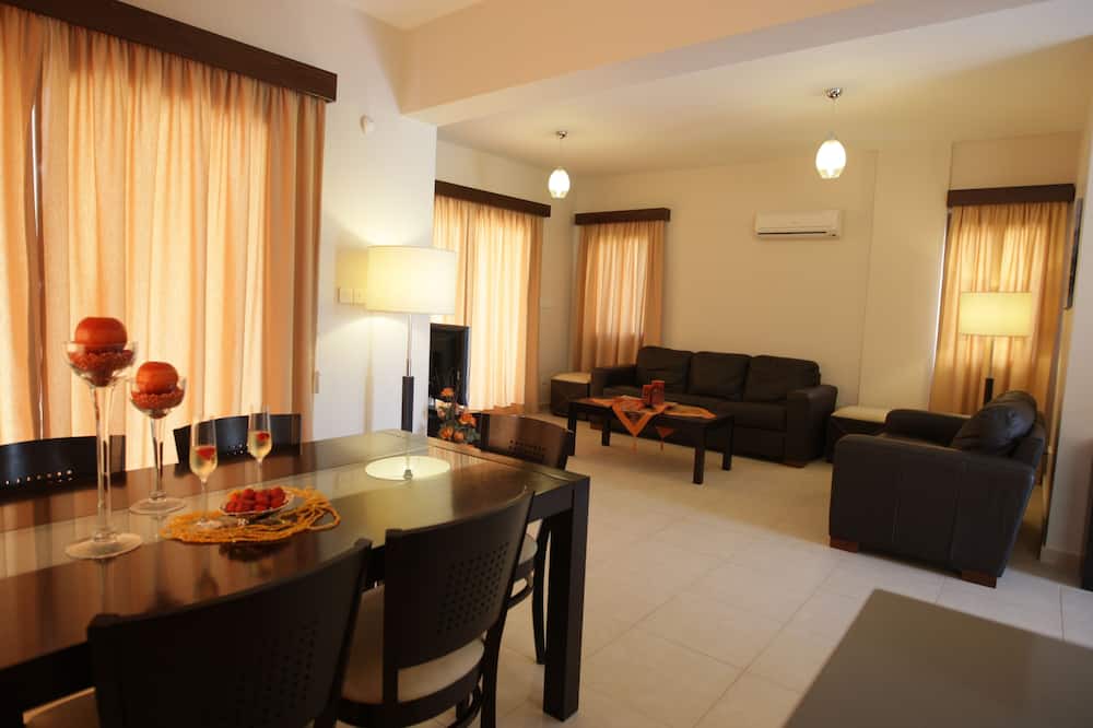 Photo of Livingroom in Pissouri