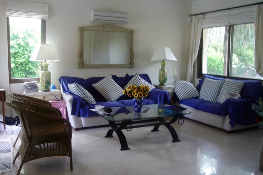 Photo of Bedroom in Pissouri