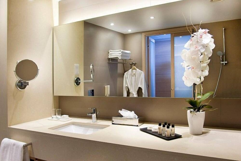 Photo of Bathroom in Potamos tis Germasogeias