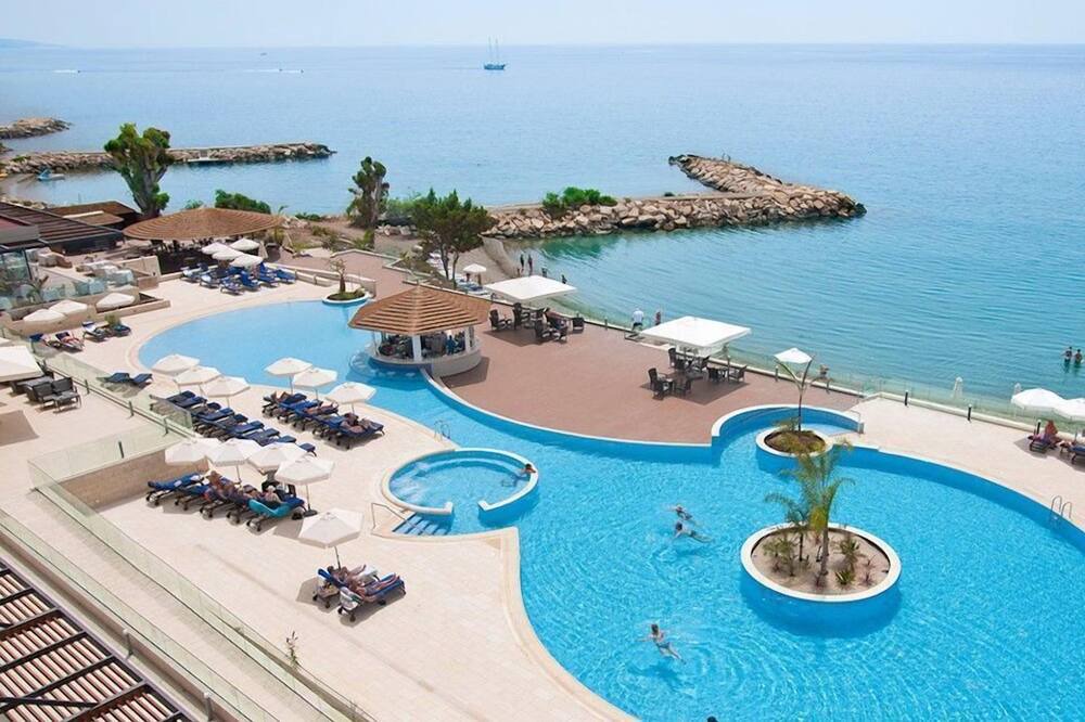 Photo of Outdoor in Potamos tis Germasogeias