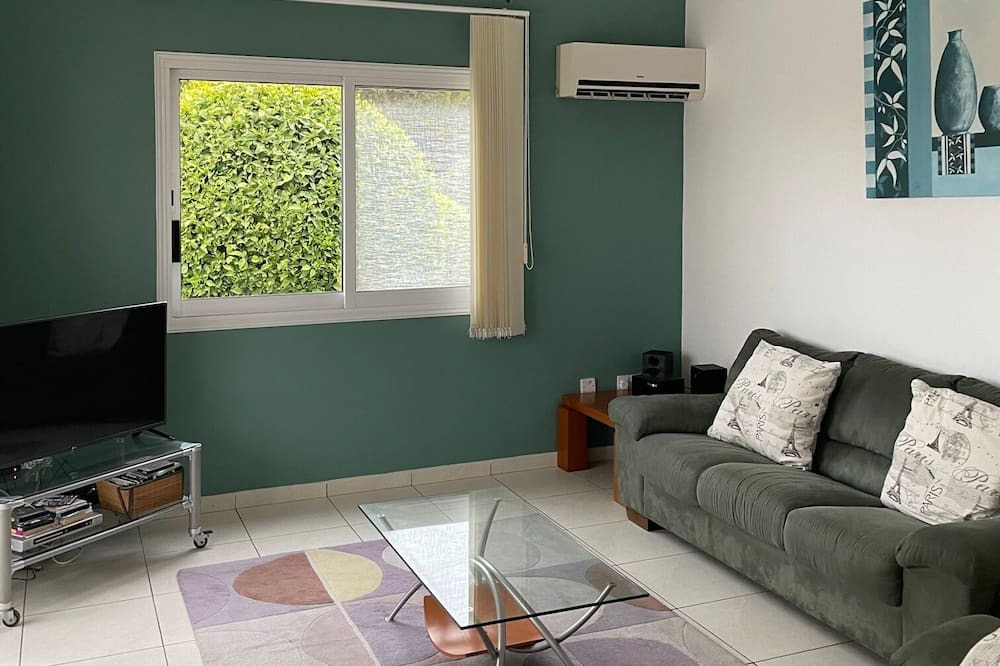 Photo of Livingroom in Pegeia
