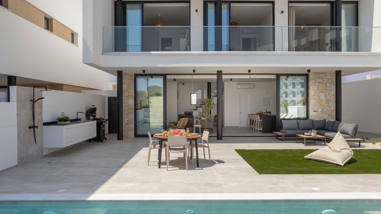 Photo of Patio Balcony in Pernera