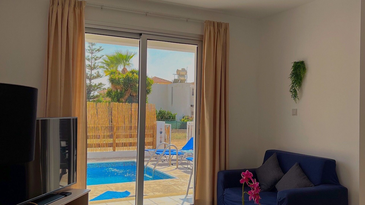 Photo of Livingroom in Pegeia