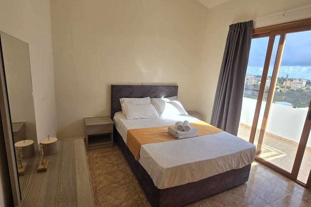 Photo of Bedroom in Kissonerga