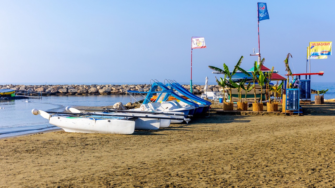 Photo of Others in Pyla