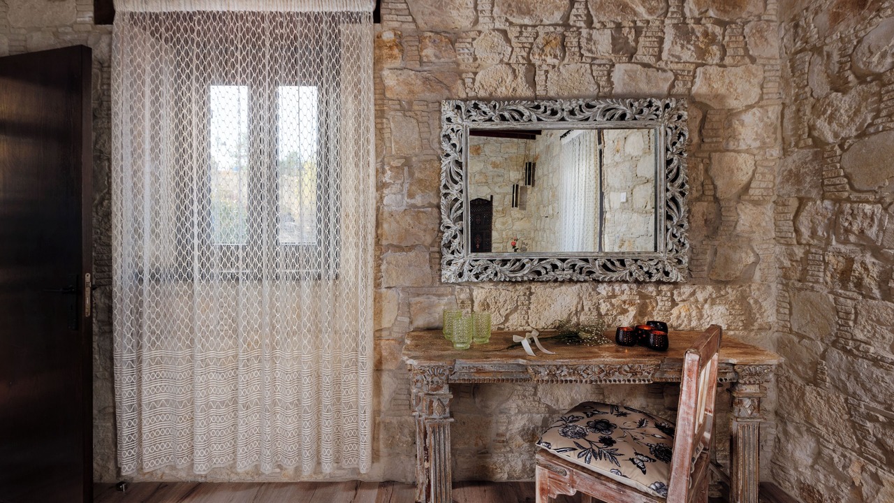 Photo of Bedroom in Lofou