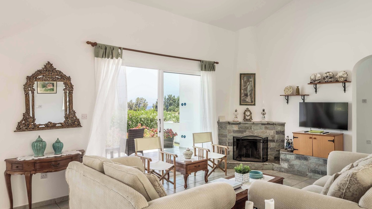 Photo of Livingroom in Latchi