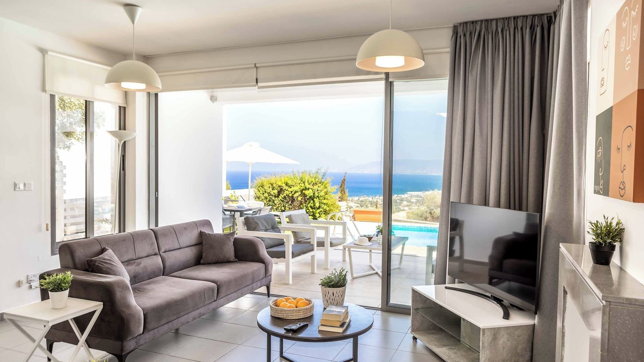 Photo of Livingroom in Latchi