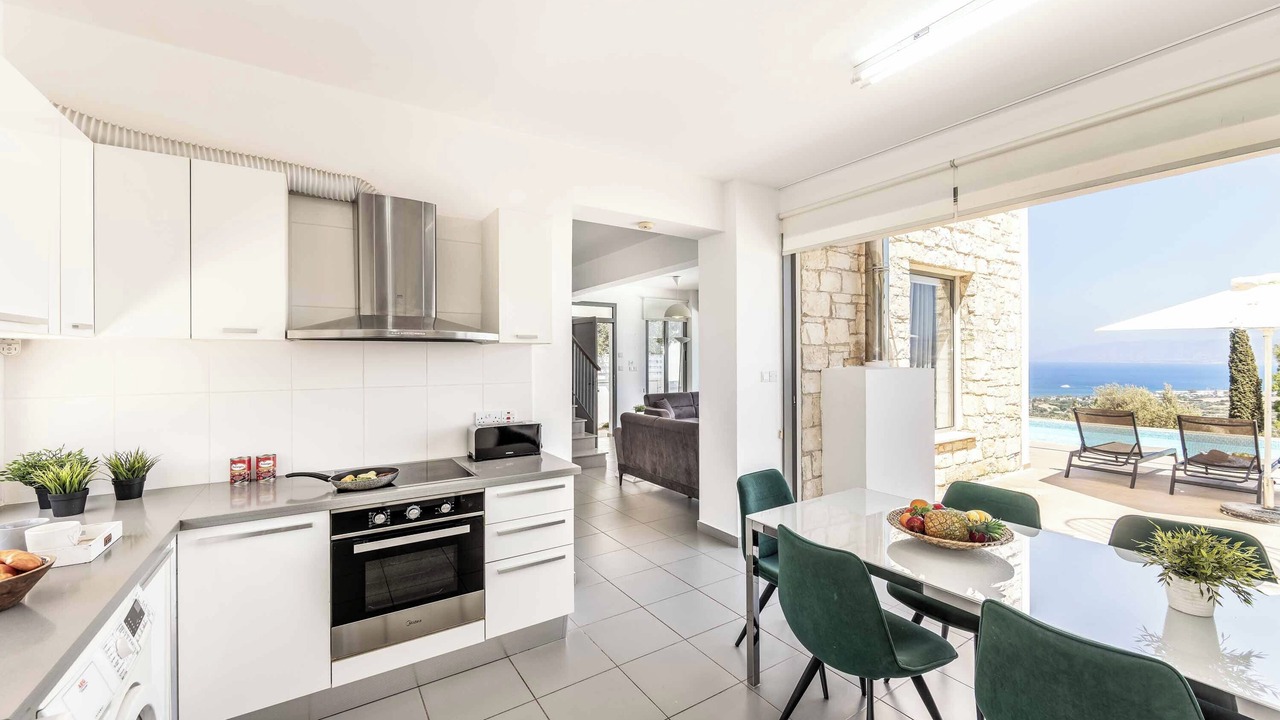 Photo of Kitchen in Latchi