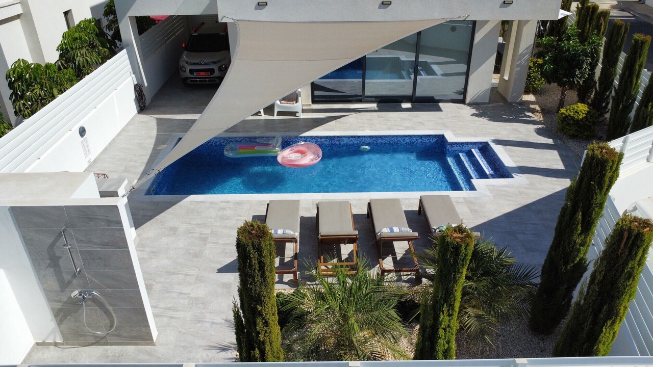 Photo of Outdoor in Pernera