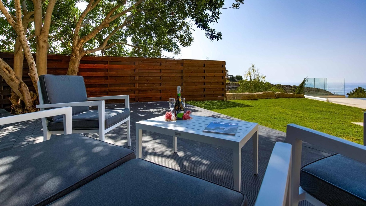 Photo of Patio Balcony in Aphrodite Hills