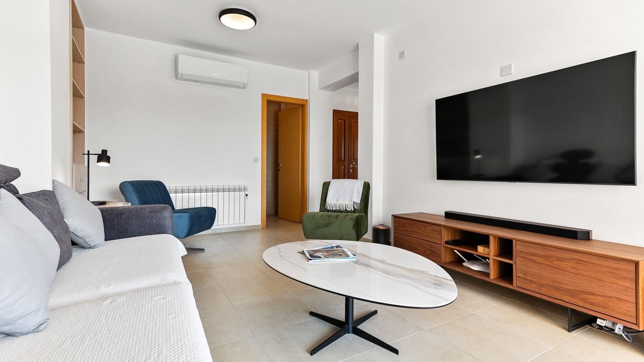 Photo of Livingroom in Aphrodite Hills