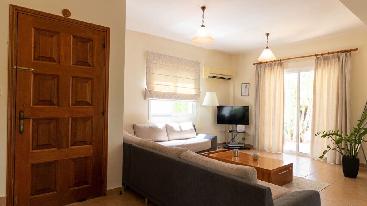 Photo of Livingroom in Pegeia