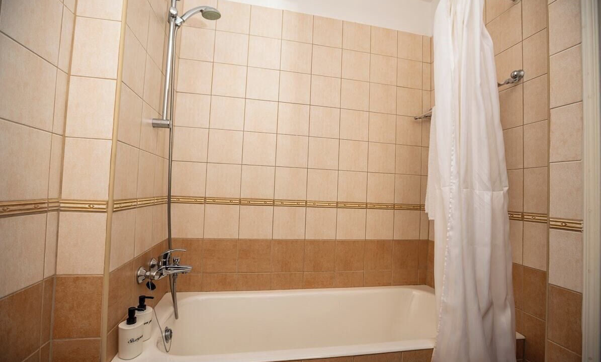 Photo of Bathroom in Pernera