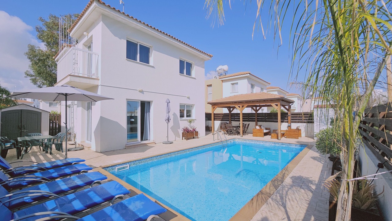 Photo of Outdoor in Pernera