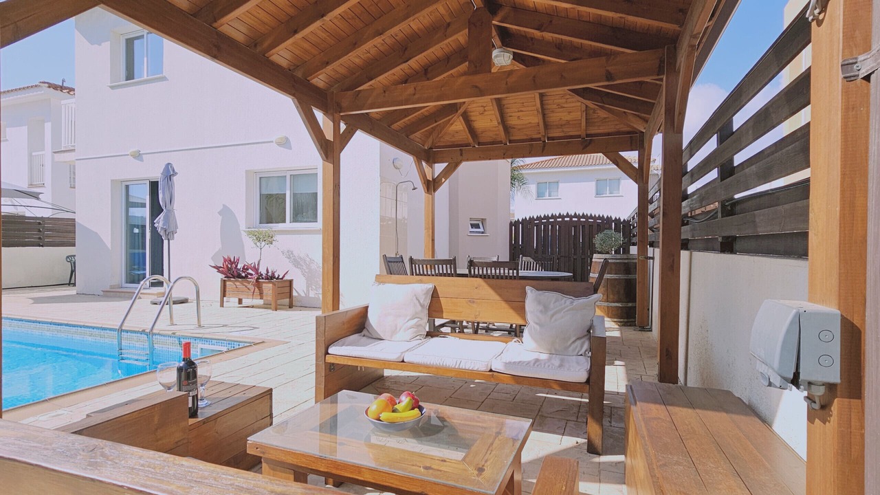 Photo of Outdoor in Pernera