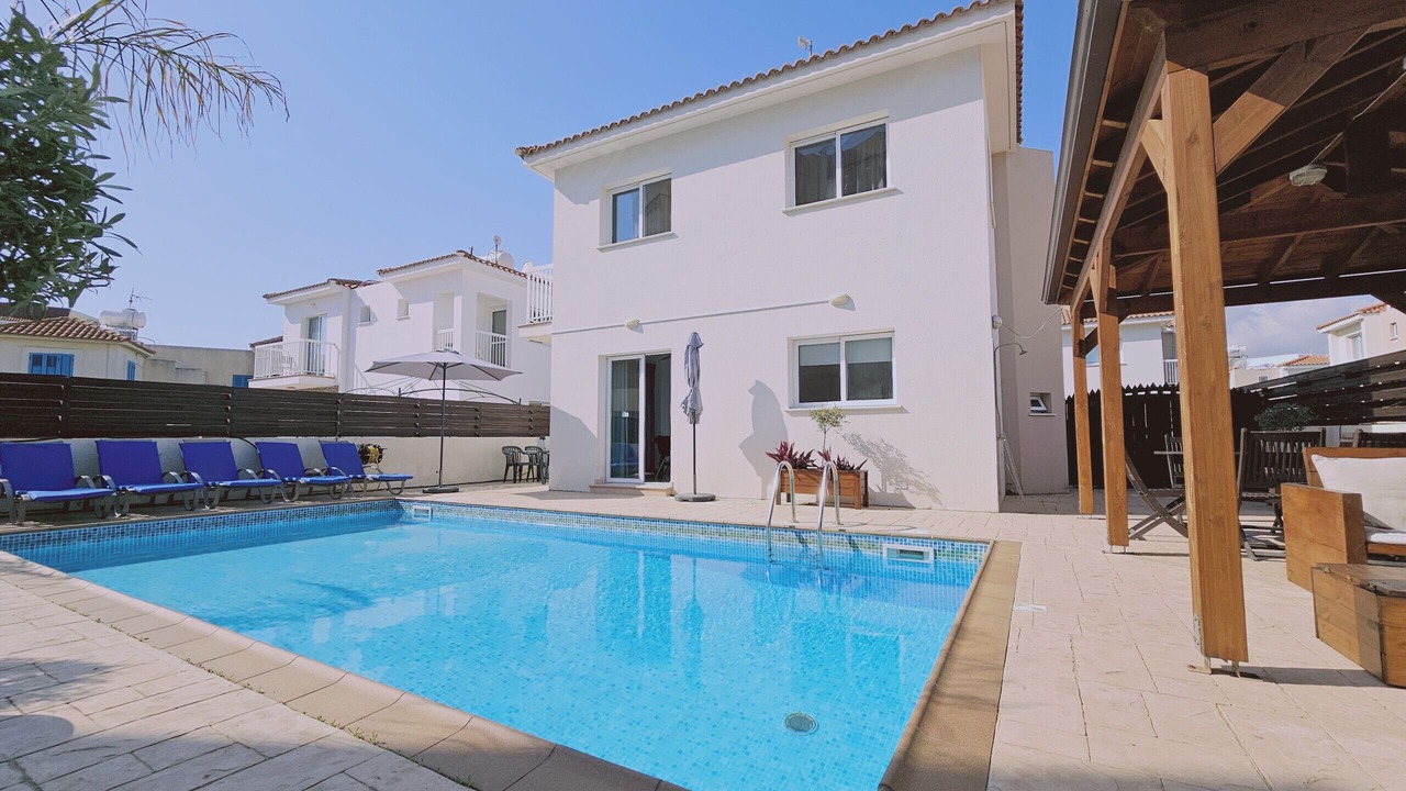 Photo of Outdoor in Pernera