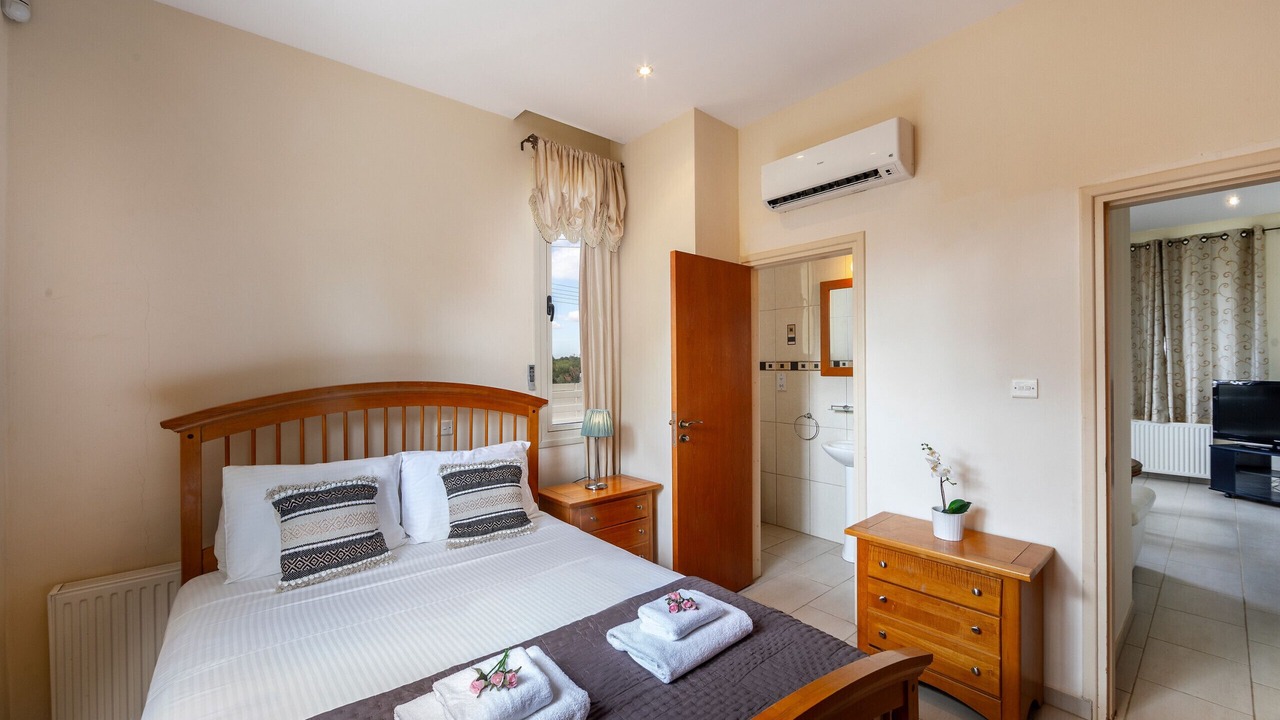 Photo of Bedroom in Kapparis
