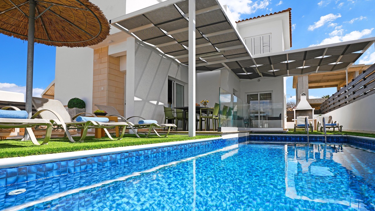 Photo of Outdoor in Pernera