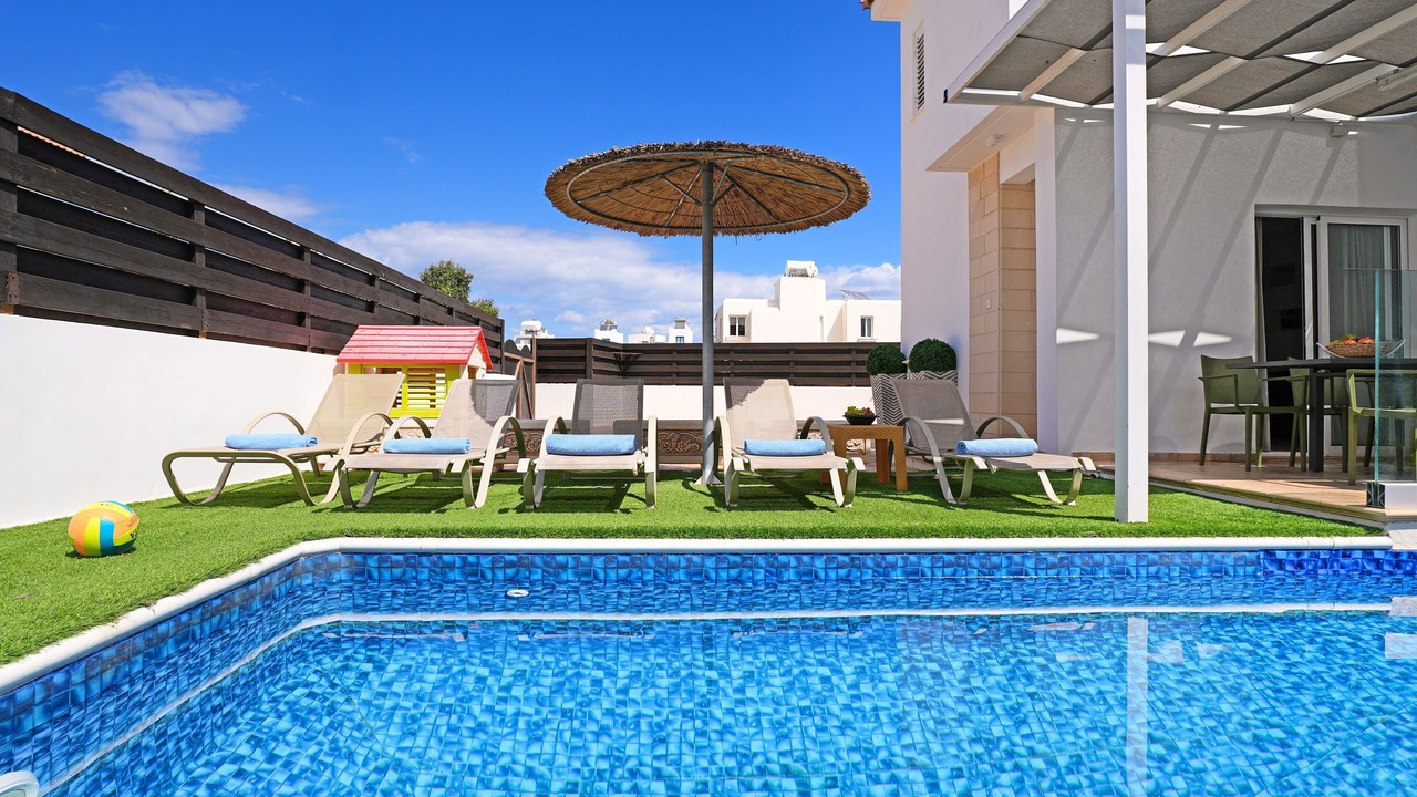 Photo of Outdoor in Pernera