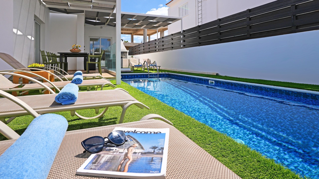 Photo of Outdoor in Pernera