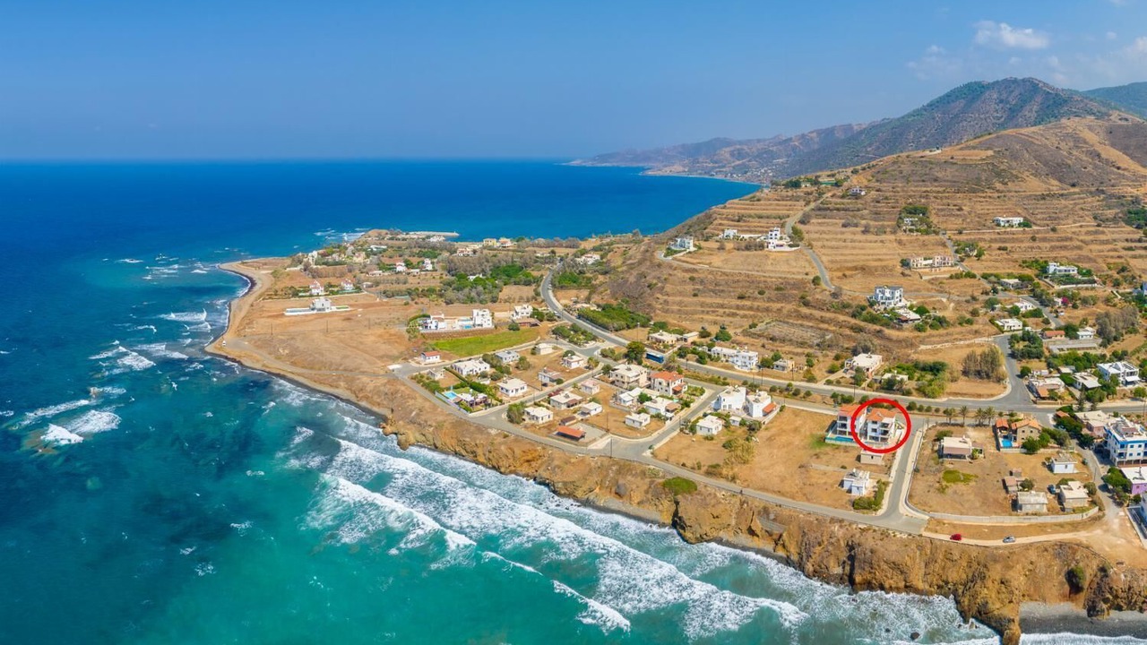 Photo of Others in Pomos