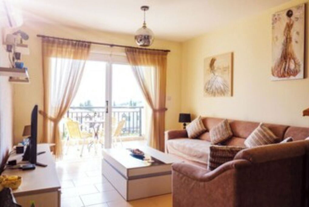 Photo of Livingroom in Peyia Town